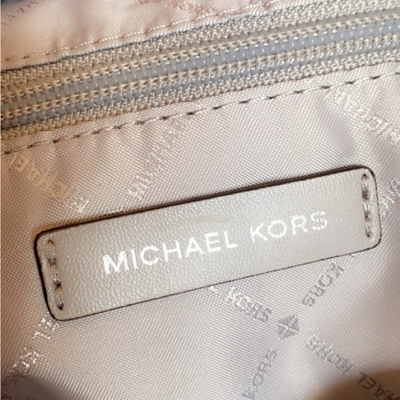 NEW❗️MICHAEL KORS BEDFORD MEDIUM CONVERTIBLE FLAP CROSSBODY/SHOULDER BAG - Picture 10 of 10